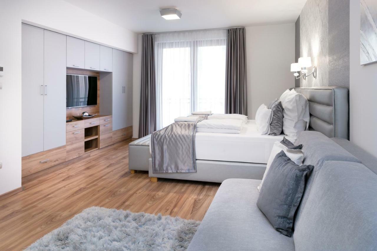 Foter Rezidencia Appartement Győr Buitenkant foto